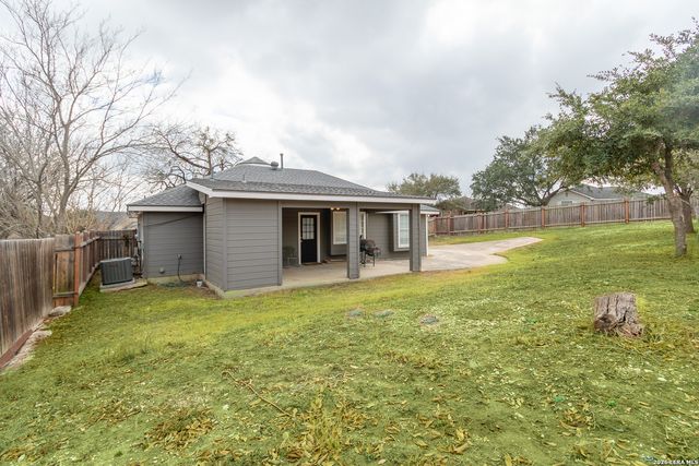 2811 Del Rio, San Antonio, TX 78203