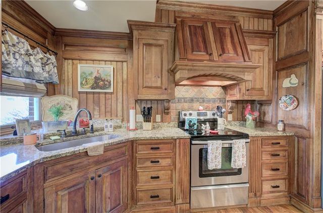 224 Hillcrest Drive, Calhoun, GA 30701