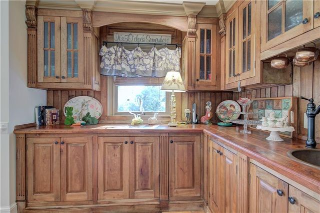 224 Hillcrest Drive, Calhoun, GA 30701