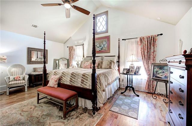 224 Hillcrest Drive, Calhoun, GA 30701