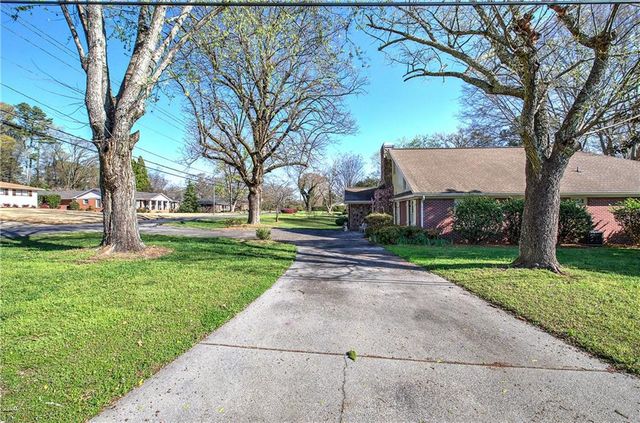 224 Hillcrest Drive, Calhoun, GA 30701