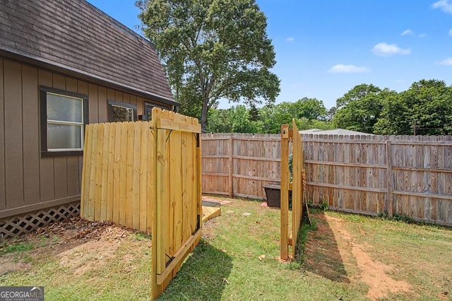 3590 Crestview Drive SE, Smyrna, GA 30082