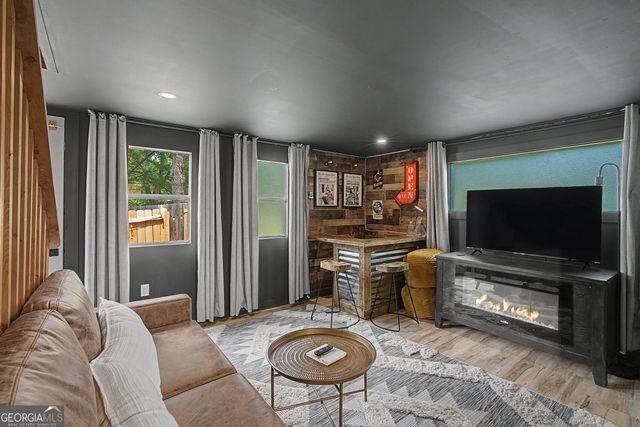3590 Crestview Drive SE, Smyrna, GA 30082