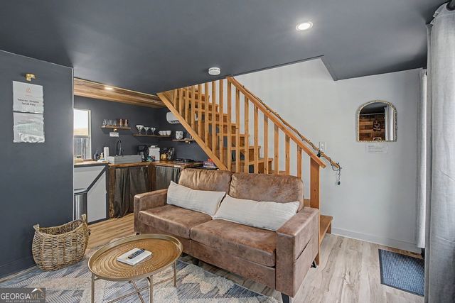 3590 Crestview Drive SE, Smyrna, GA 30082