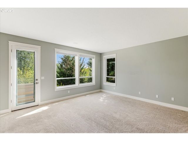 32092 Sw WILLAMETTE Way E, Wilsonville, OR 97070