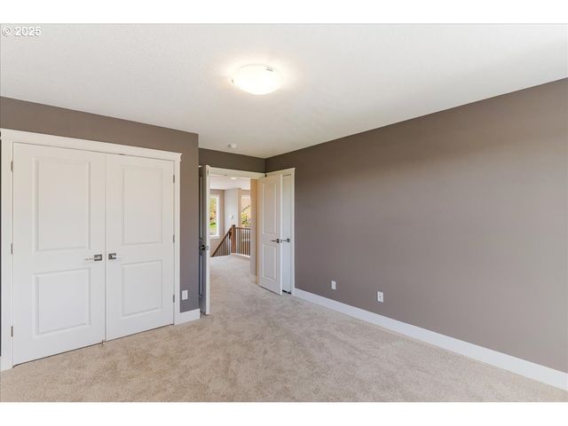 32092 Sw WILLAMETTE Way E, Wilsonville, OR 97070