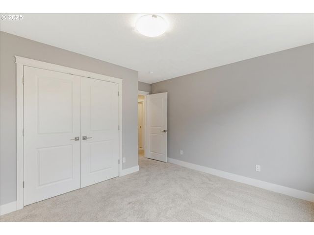 32092 Sw WILLAMETTE Way E, Wilsonville, OR 97070