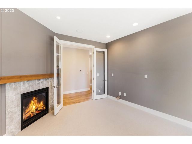 32092 Sw WILLAMETTE Way E, Wilsonville, OR 97070