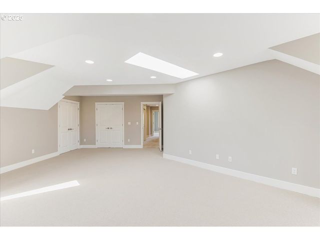 32092 Sw WILLAMETTE Way E, Wilsonville, OR 97070