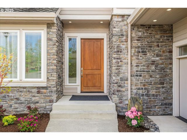 32092 Sw WILLAMETTE Way E, Wilsonville, OR 97070
