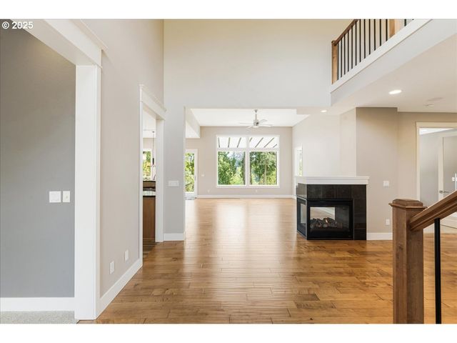 32092 Sw WILLAMETTE Way E, Wilsonville, OR 97070