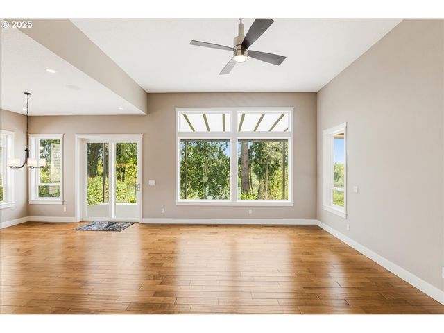 32092 Sw WILLAMETTE Way E, Wilsonville, OR 97070