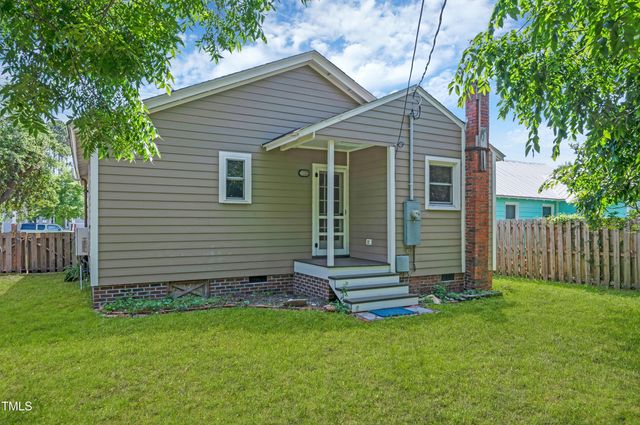 813 Broad Street, Beaufort, NC 28516