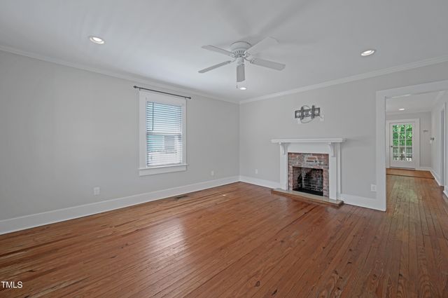 813 Broad Street, Beaufort, NC 28516