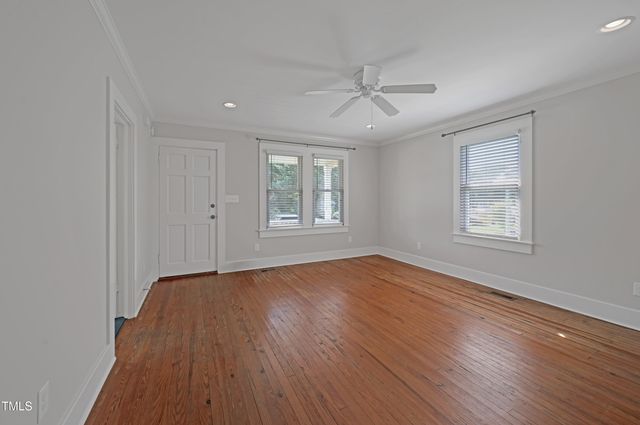 813 Broad Street, Beaufort, NC 28516