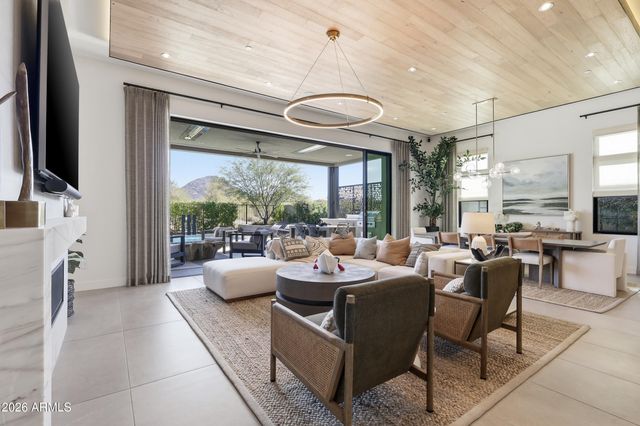 10465 N 128TH Place, Scottsdale, AZ 85259