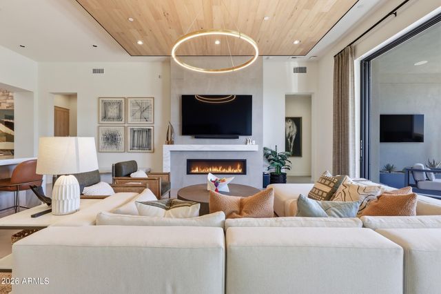 10465 N 128TH Place, Scottsdale, AZ 85259