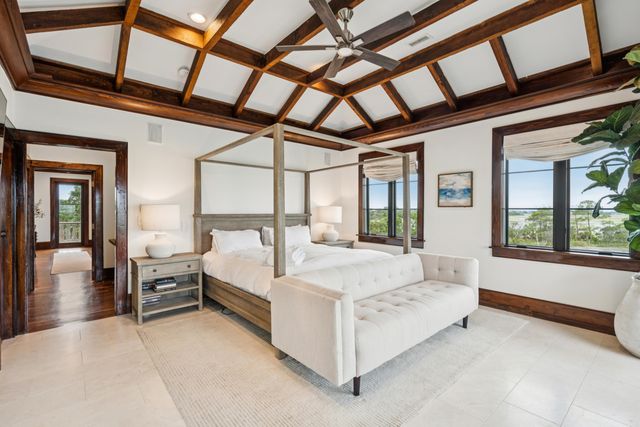 24 Seagrass Lane, Isle Of Palms, SC 29451