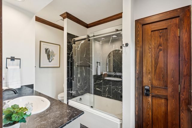 24 Seagrass Lane, Isle Of Palms, SC 29451