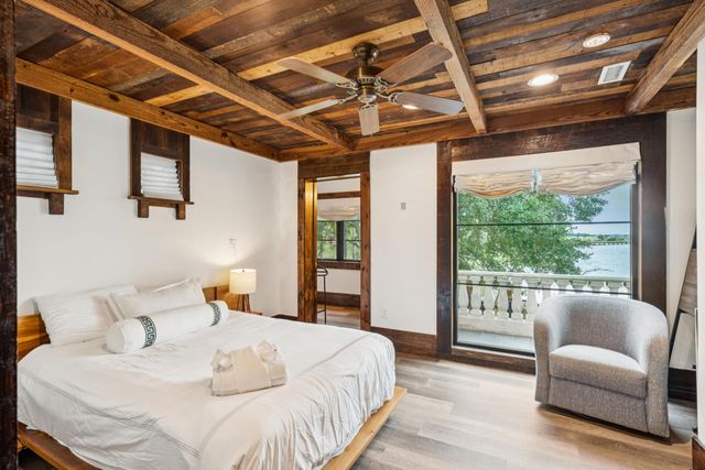 24 Seagrass Lane, Isle Of Palms, SC 29451