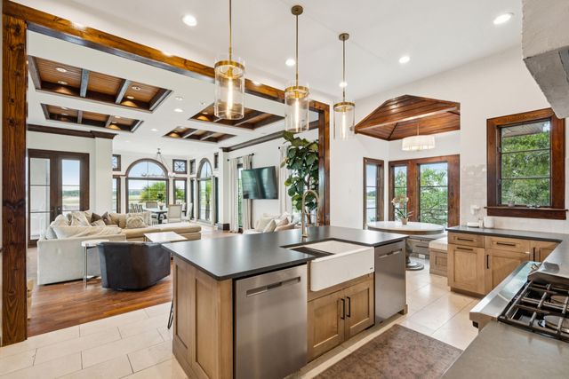 24 Seagrass Lane, Isle Of Palms, SC 29451