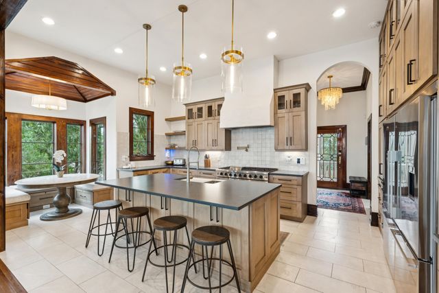 24 Seagrass Lane, Isle Of Palms, SC 29451