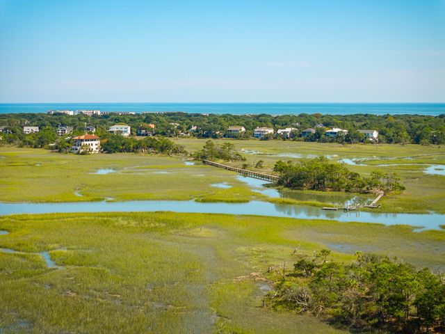 24 Seagrass Lane, Isle Of Palms, SC 29451