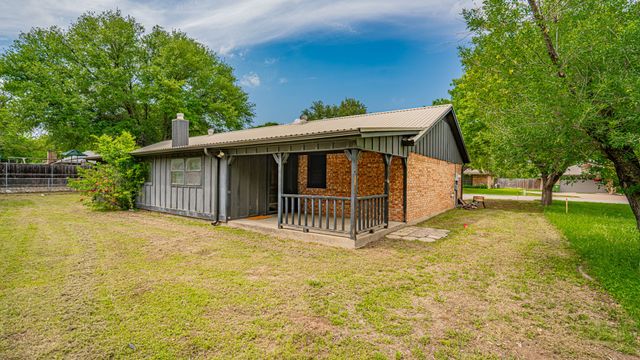 113 Wheeler Street, Glen Rose, TX 76043