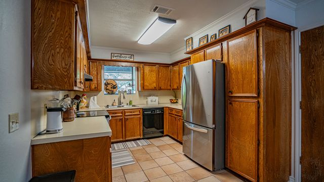 113 Wheeler Street, Glen Rose, TX 76043