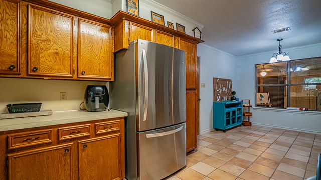 113 Wheeler Street, Glen Rose, TX 76043