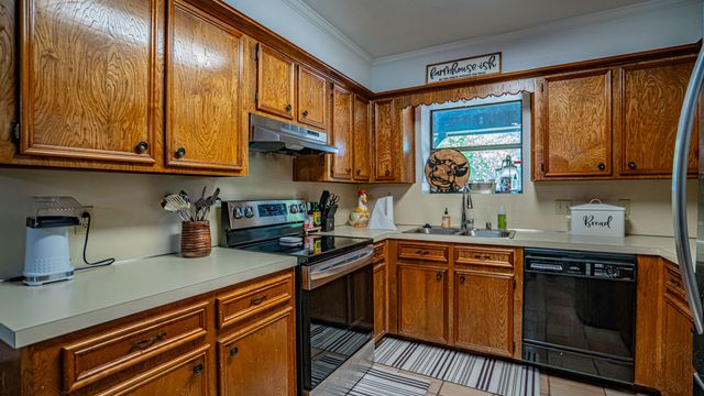 113 Wheeler Street, Glen Rose, TX 76043