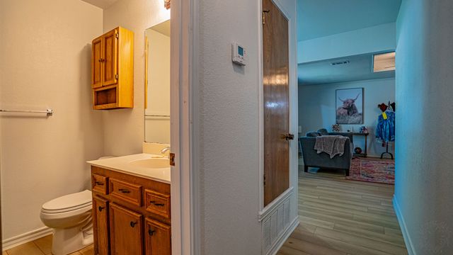 113 Wheeler Street, Glen Rose, TX 76043