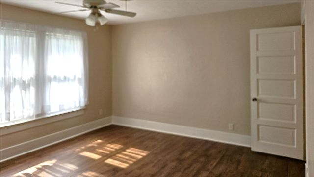 315 High Street, Tomball, TX 77375