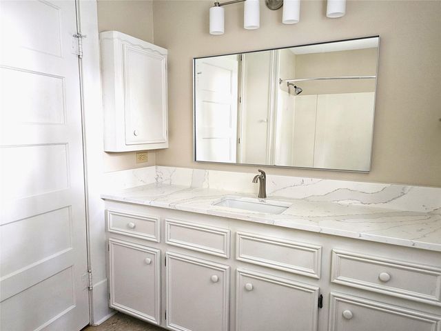 315 High Street, Tomball, TX 77375