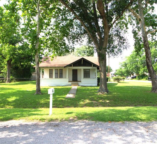 315 High Street, Tomball, TX 77375
