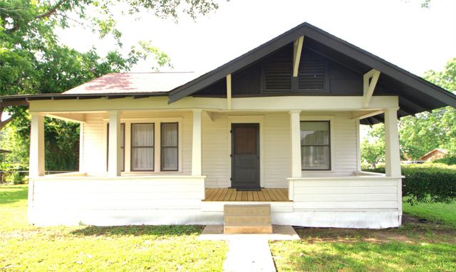 315 High Street, Tomball, TX 77375