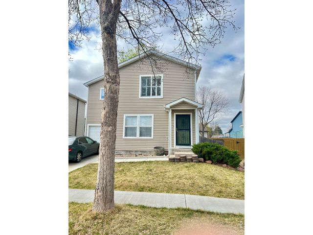 3469 Warren Farm Dr, Fort Collins, CO 80526