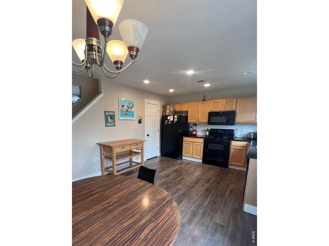 3469 Warren Farm Dr, Fort Collins, CO 80526