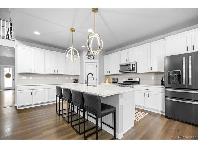 2102 Bouquet Dr, Windsor, CO 80550