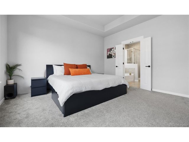 2102 Bouquet Dr, Windsor, CO 80550