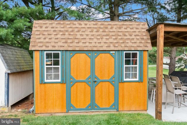 51 MASON DIXON DR, Littlestown, PA 17340