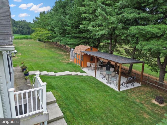 51 MASON DIXON DR, Littlestown, PA 17340