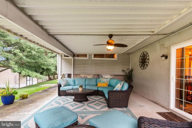 51 MASON DIXON DR, Littlestown, PA 17340