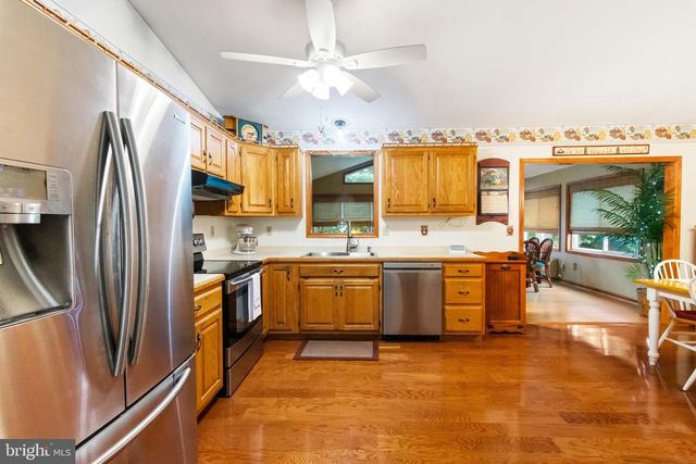 51 MASON DIXON DR, Littlestown, PA 17340