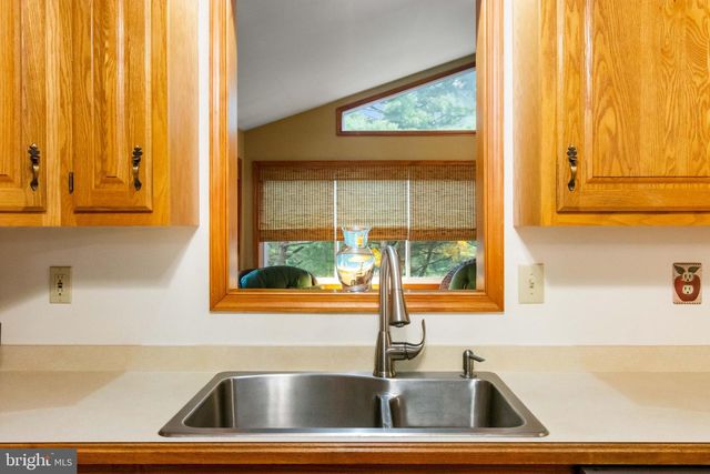 51 MASON DIXON DR, Littlestown, PA 17340