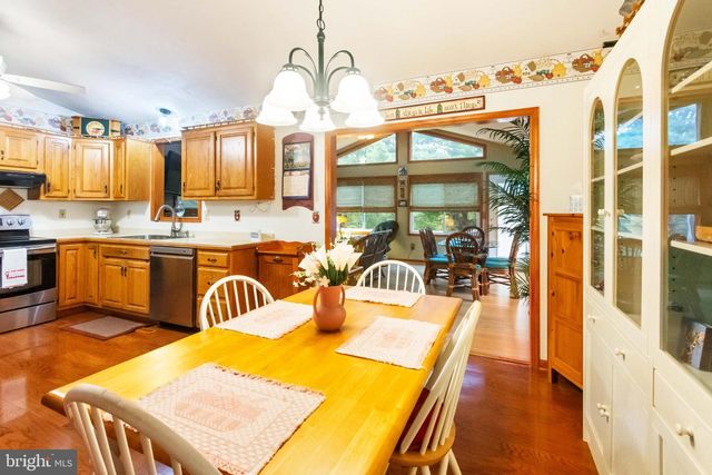 51 MASON DIXON DR, Littlestown, PA 17340