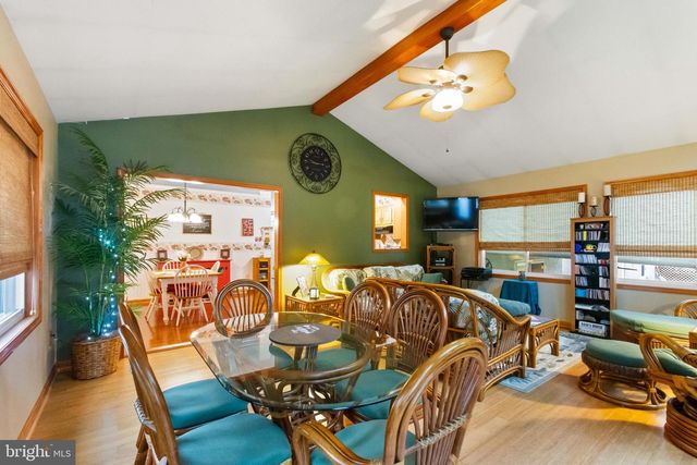 51 MASON DIXON DR, Littlestown, PA 17340