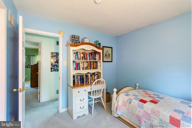 51 MASON DIXON DR, Littlestown, PA 17340