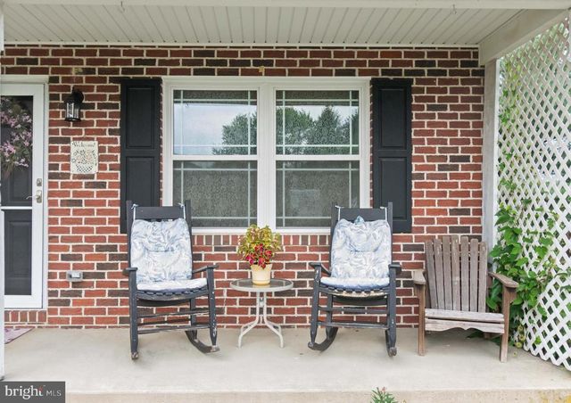 51 MASON DIXON DR, Littlestown, PA 17340