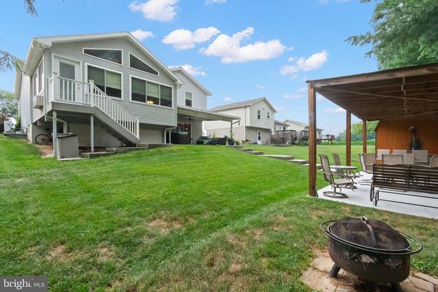 51 MASON DIXON DR, Littlestown, PA 17340